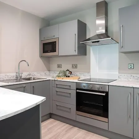 Brand New, Luxury & With Terrace Apartment Belfast Exterior photo